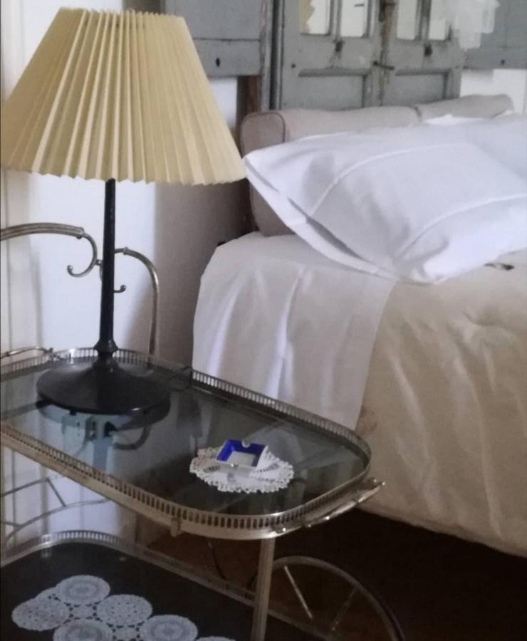 B&B Lamagia Di Corte Moronati Sirmione Eksteriør bilde