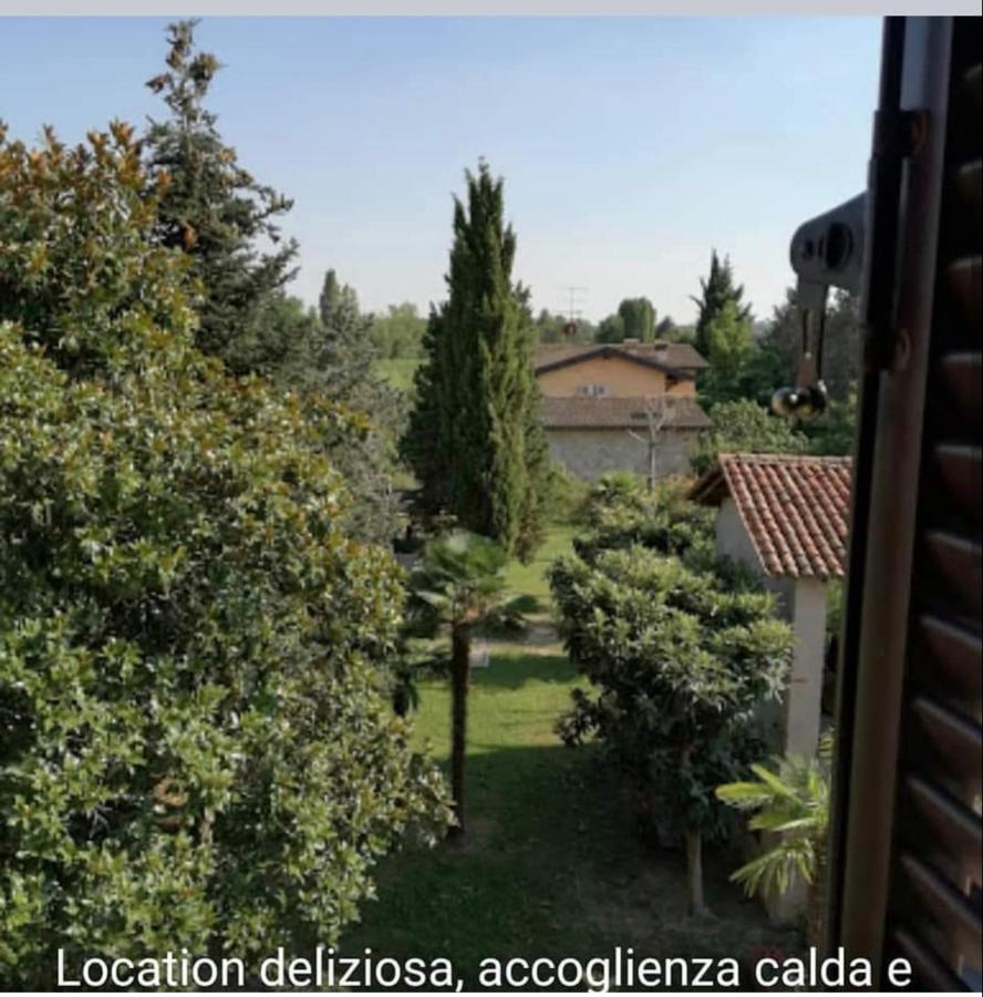 B&B Lamagia Di Corte Moronati Sirmione Eksteriør bilde