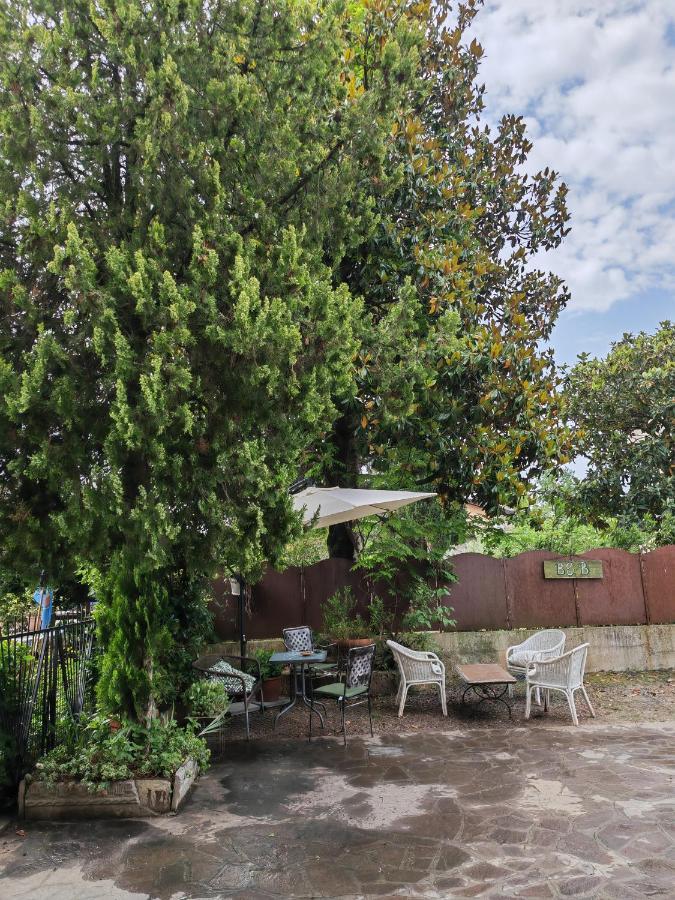 B&B Lamagia Di Corte Moronati Sirmione Eksteriør bilde