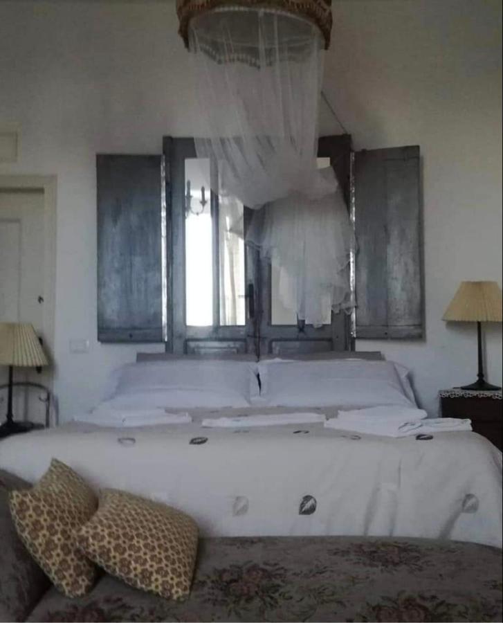 B&B Lamagia Di Corte Moronati Sirmione Eksteriør bilde